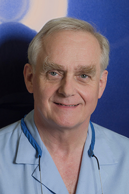  Dr. Lajos Patonay, tandkirurg och implantatspecialist 