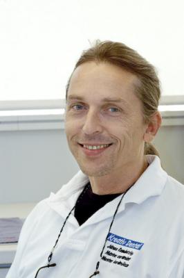 Mesterkeramiker János Rendetzky