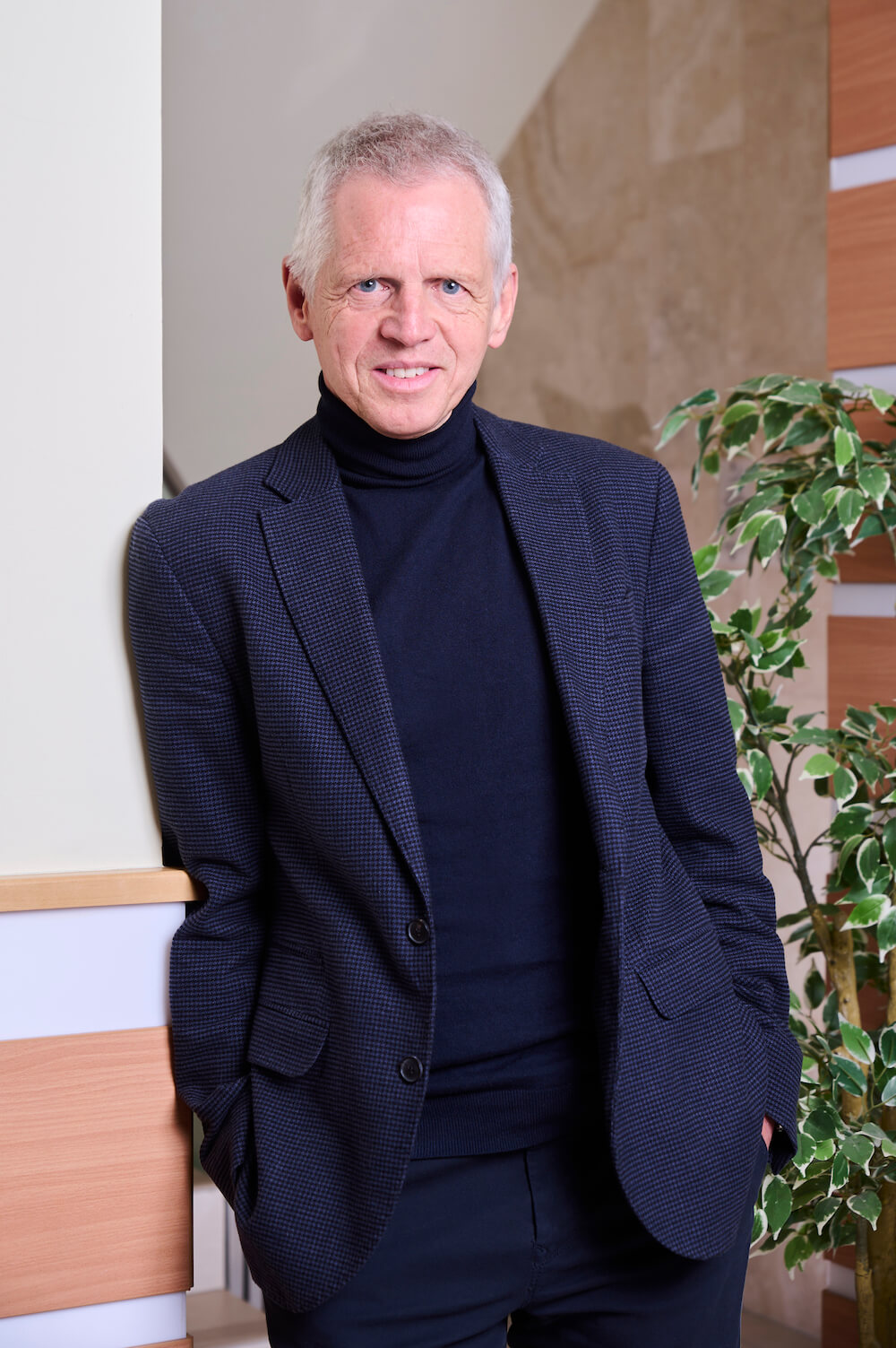 Dr Péter Onody Phd